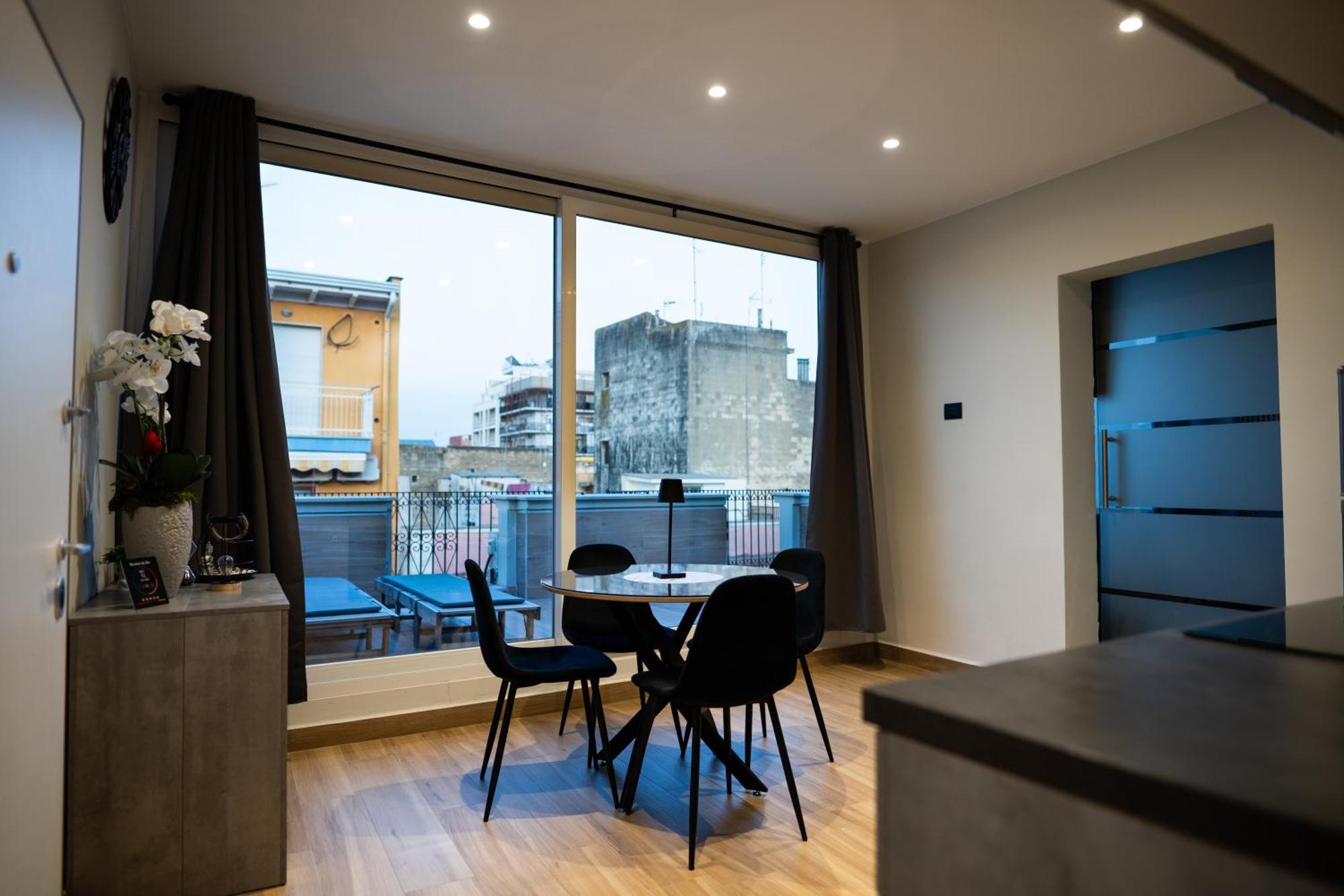 Casa Con Veranda E Idromassaggio بارليتا المظهر الخارجي الصورة
