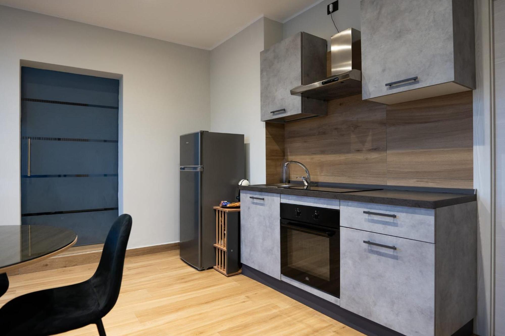Casa Con Veranda E Idromassaggio بارليتا المظهر الخارجي الصورة